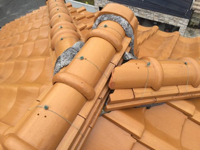 明石市の劣化して剥がれかけた漆喰